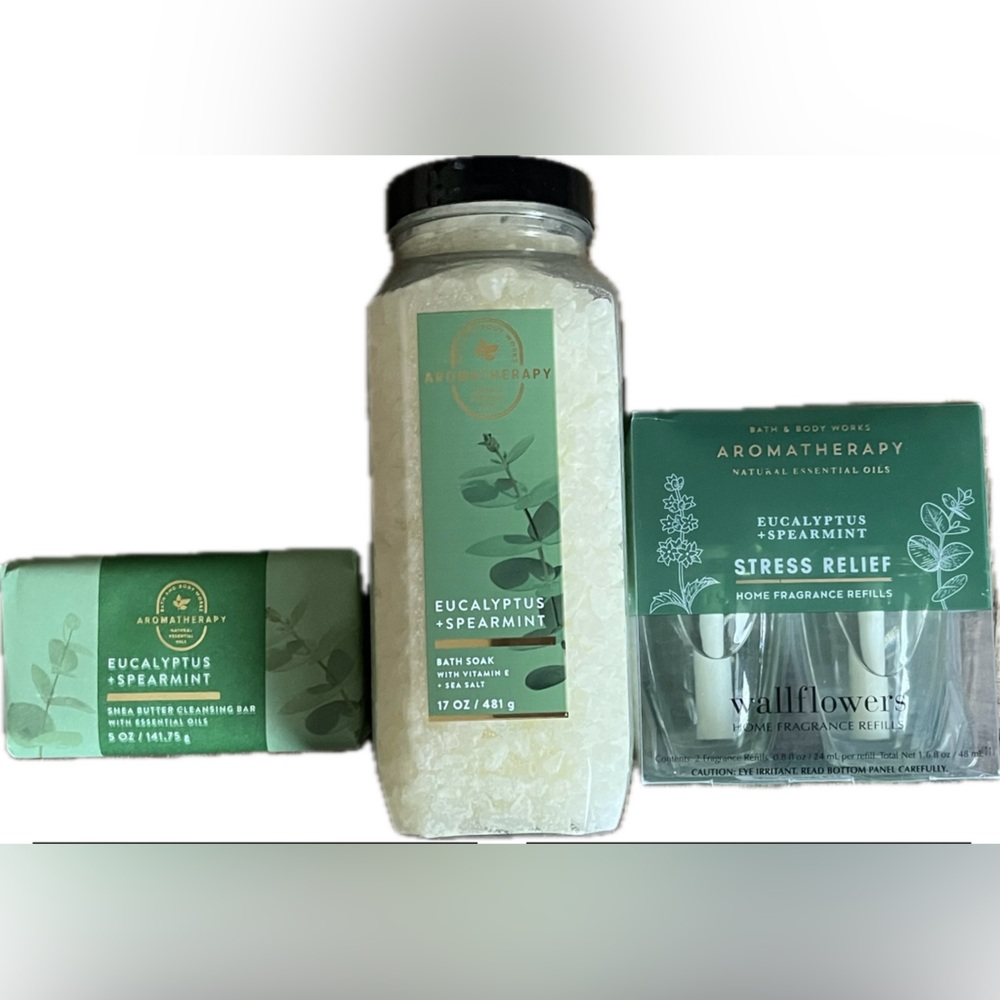 Bath & Body Works Eucalyptus Spearmint Aromatherapy Bath Soak Gift Set -NWT